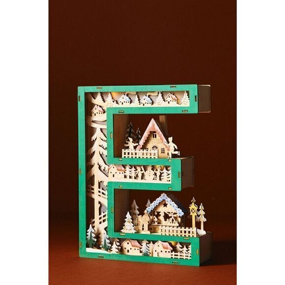 NEW ANTHROPOLOGIE Monogram Wonderland Light-Up Scene Christmas Letter E - Picture 2 of 4